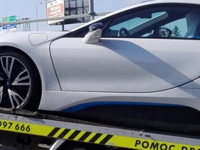 Pomoc drogowa Rzeszów – laweta, holowanie i transport pojazdów