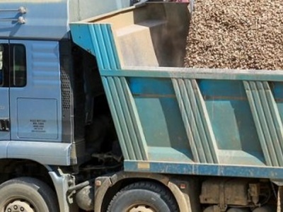 Transport wywrotką Starachowice – Piasek, Żwir, Ziemia i Kruszywa